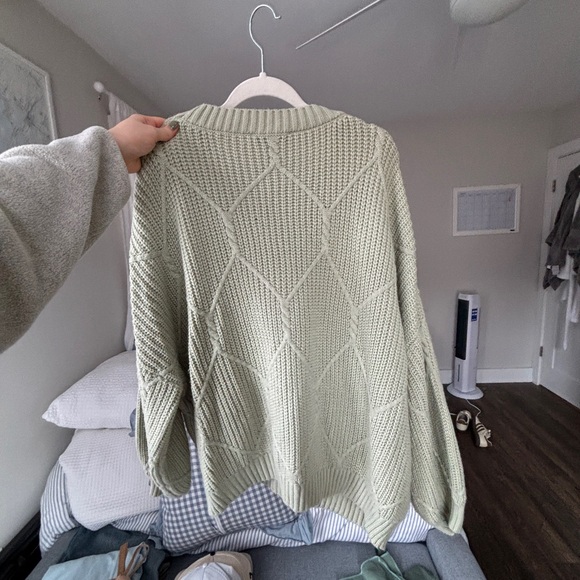 Grey Bandit Logan Sweater - Picture 6 of 7